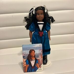 Mini American girl doll Cécile